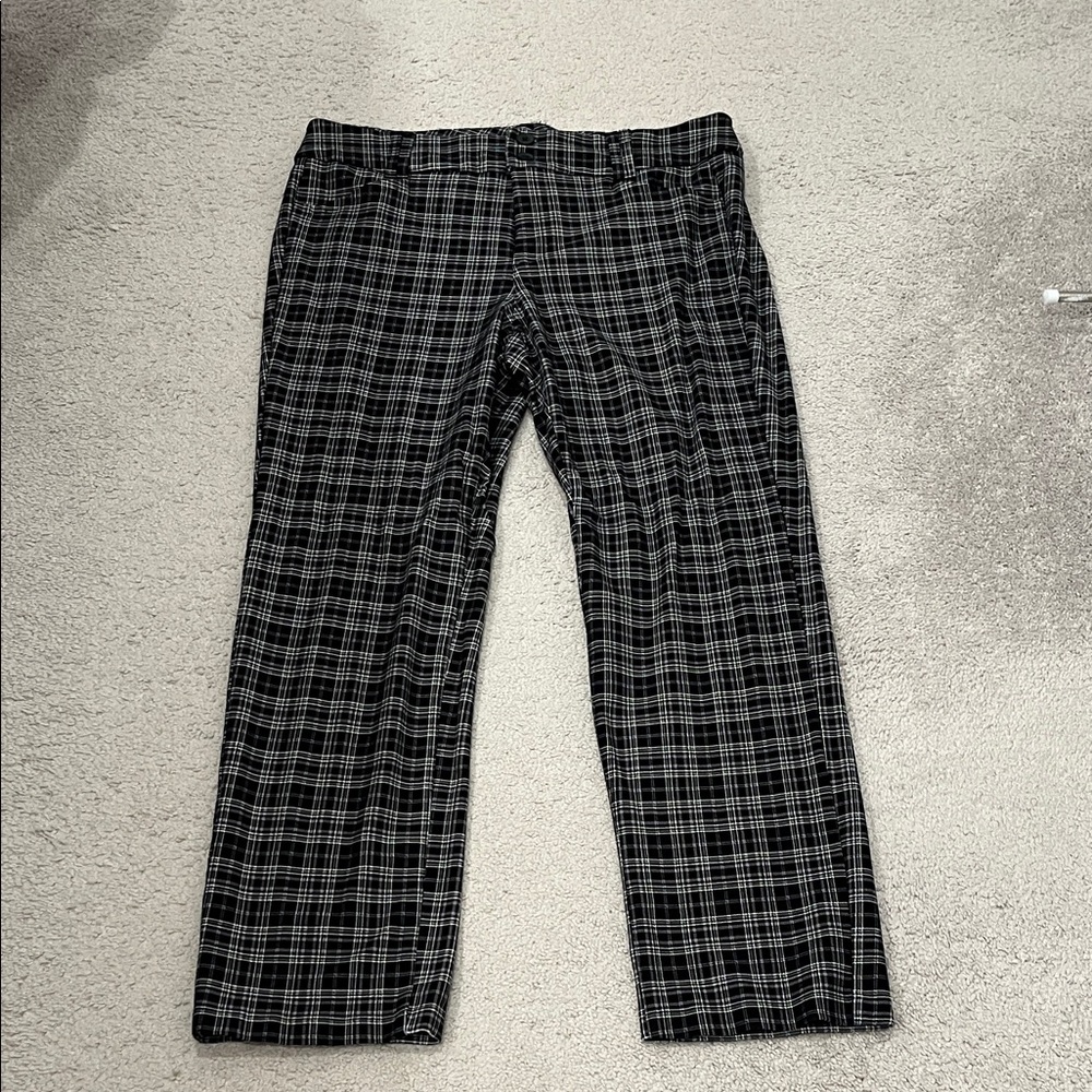 Women’s Black and Gray Plaid Pants